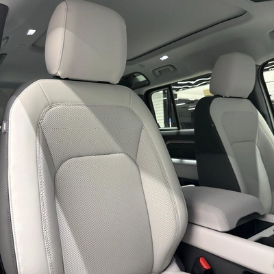 Land Rover Defender 110 S P300 | warranty and service contract-14