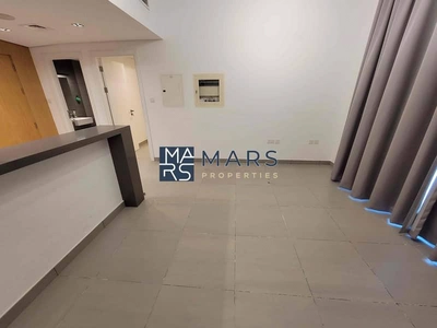 Brand New | Huge balcony | Full View | Easy Access-2