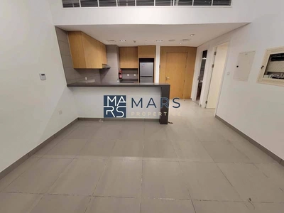 Brand New | Huge balcony | Full View | Easy Access-3