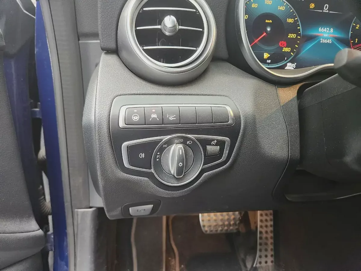 Mercedes-Benz C-Class C200 2022 - Korean Specs - Excellent Condition!-13-13