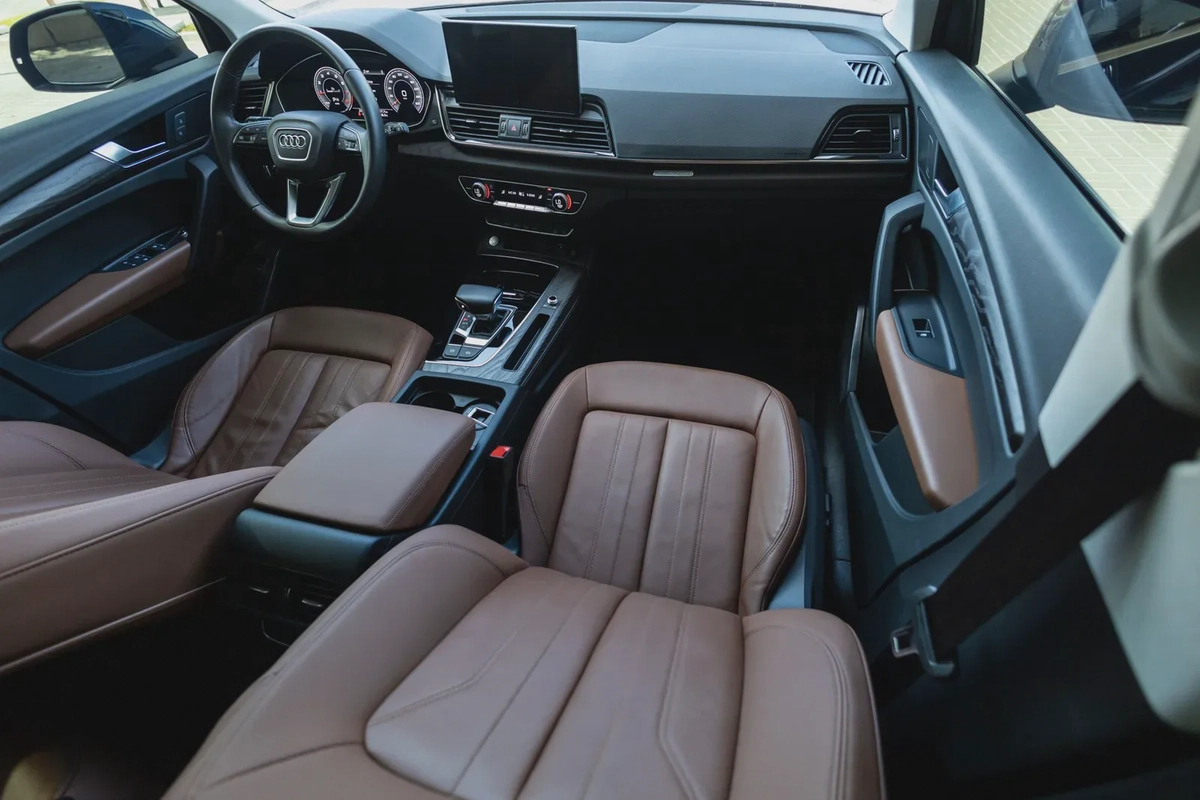 Audi Q5 2023-11-11