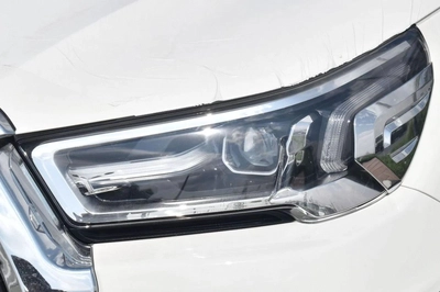 Toyota Hilux FULL OPTION SR5 AT 2.7-17