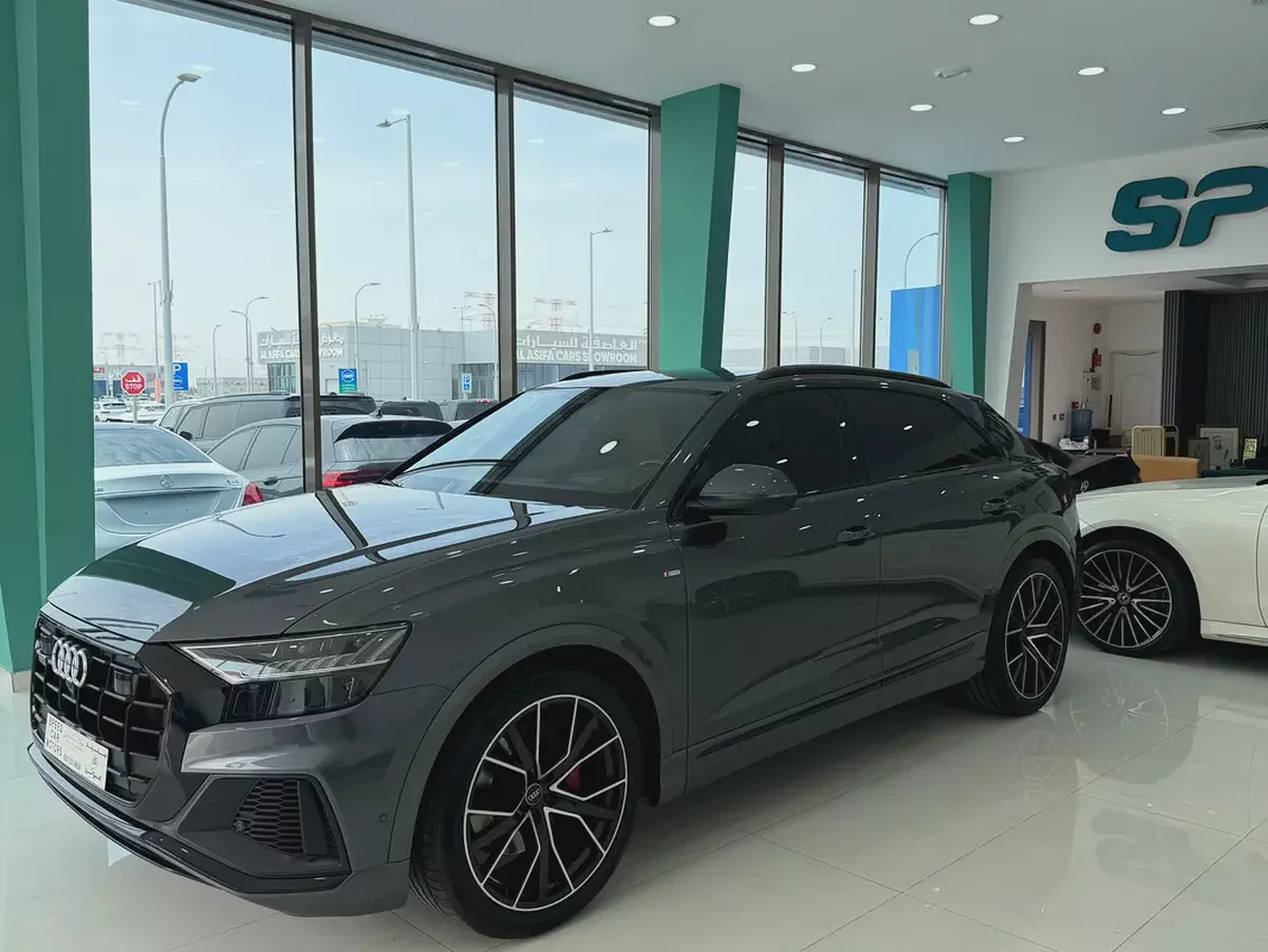 2023 Audi Q8 55 TFSI quattro S line - GCC Specs-2-2