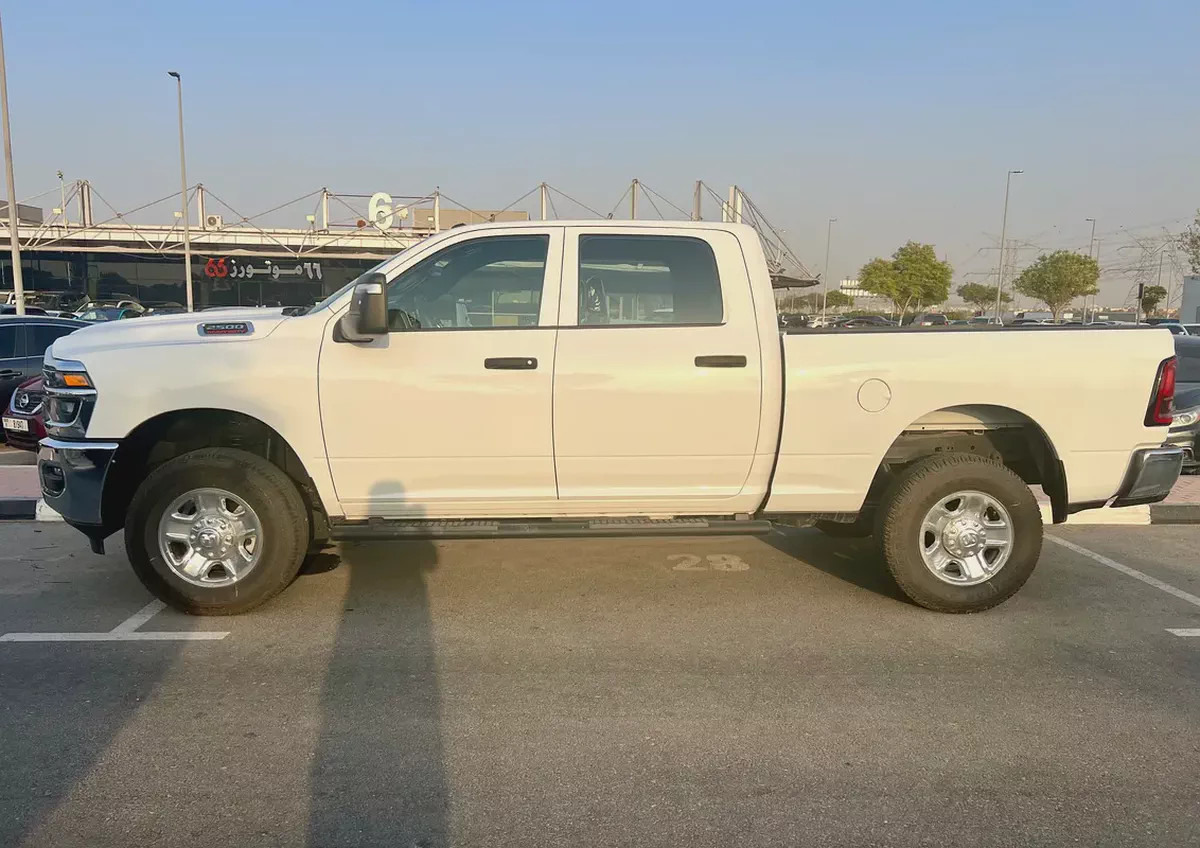 Dodge RAM.2500 - 2025 - GCC Specs-2-2