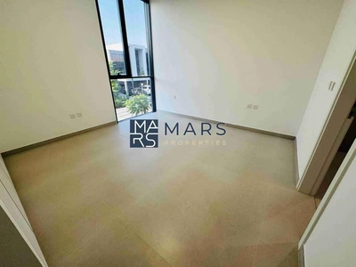 Luxury 4 bedroom townhome for rent corner unit with majlis in Robinia just in 190k-12