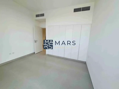 Luxury 4 bedroom townhome for rent corner unit with majlis in Robinia just in 190k-24