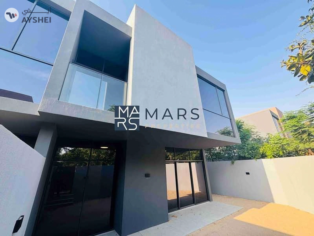 Luxury 4 bedroom townhome for rent corner unit with majlis in Robinia just in 190k-13-13