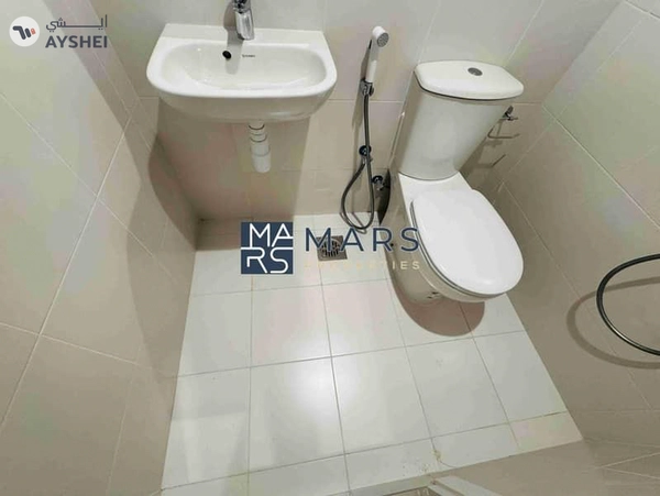 Luxury 4 bedroom townhome for rent corner unit with majlis in Robinia just in 190k