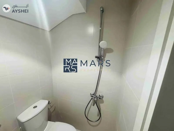 Luxury 4 bedroom townhome for rent corner unit with majlis in Robinia just in 190k