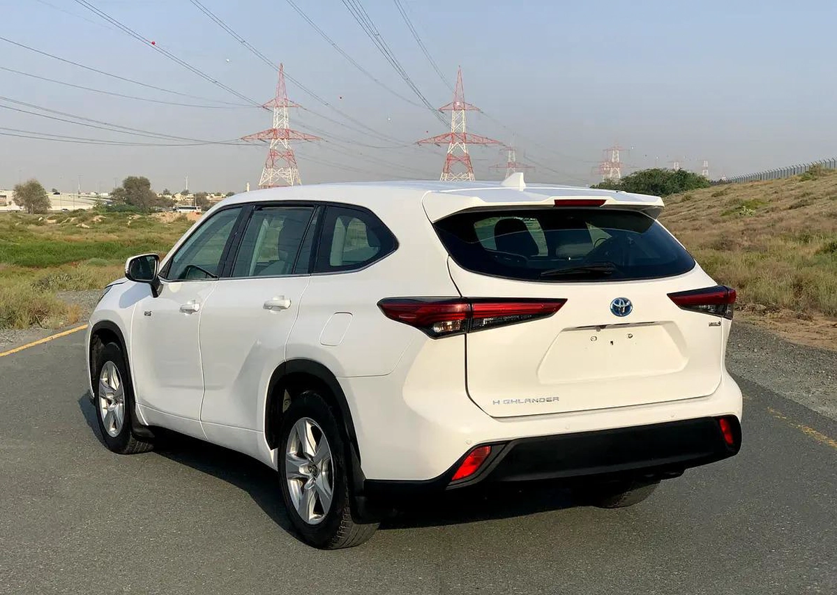 Toyota Highlander LE-11-11