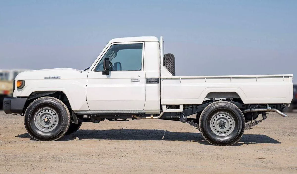 Toyota Land Cruiser Pick Up TOYOTA LAND CRUISER LC79SC 4.2 diesel MT MY2025-6-0