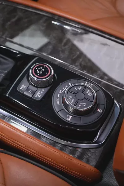 Nissan Patrol LE Platinum 2020 GCC Specs-9