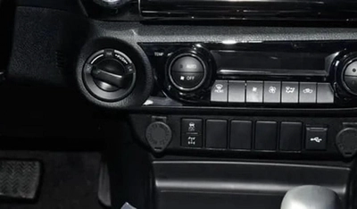 Toyota Hilux Adventure 4.0L-3