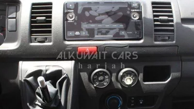 Toyota Hiace DLS - STD ROOF (NEW) Toyota Hiace 15seat 2.5L Diesel V4 MT 2023-10
