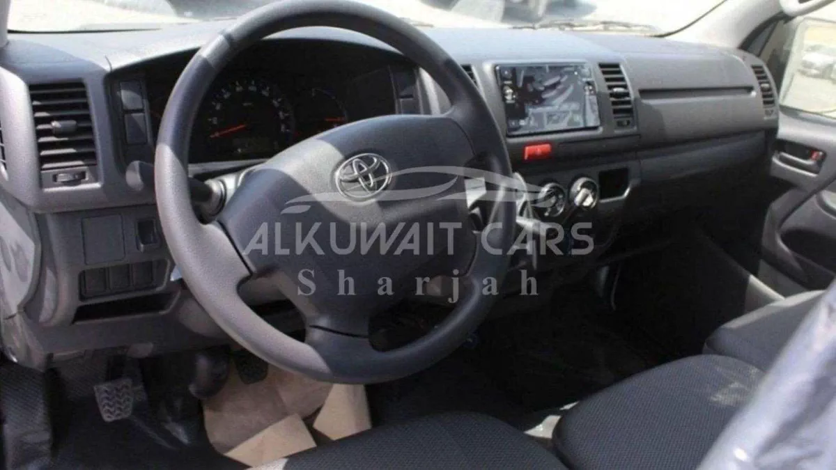 Toyota Hiace DLS - STD ROOF (NEW) Toyota Hiace 15seat 2.5L Diesel V4 MT 2023-9-0