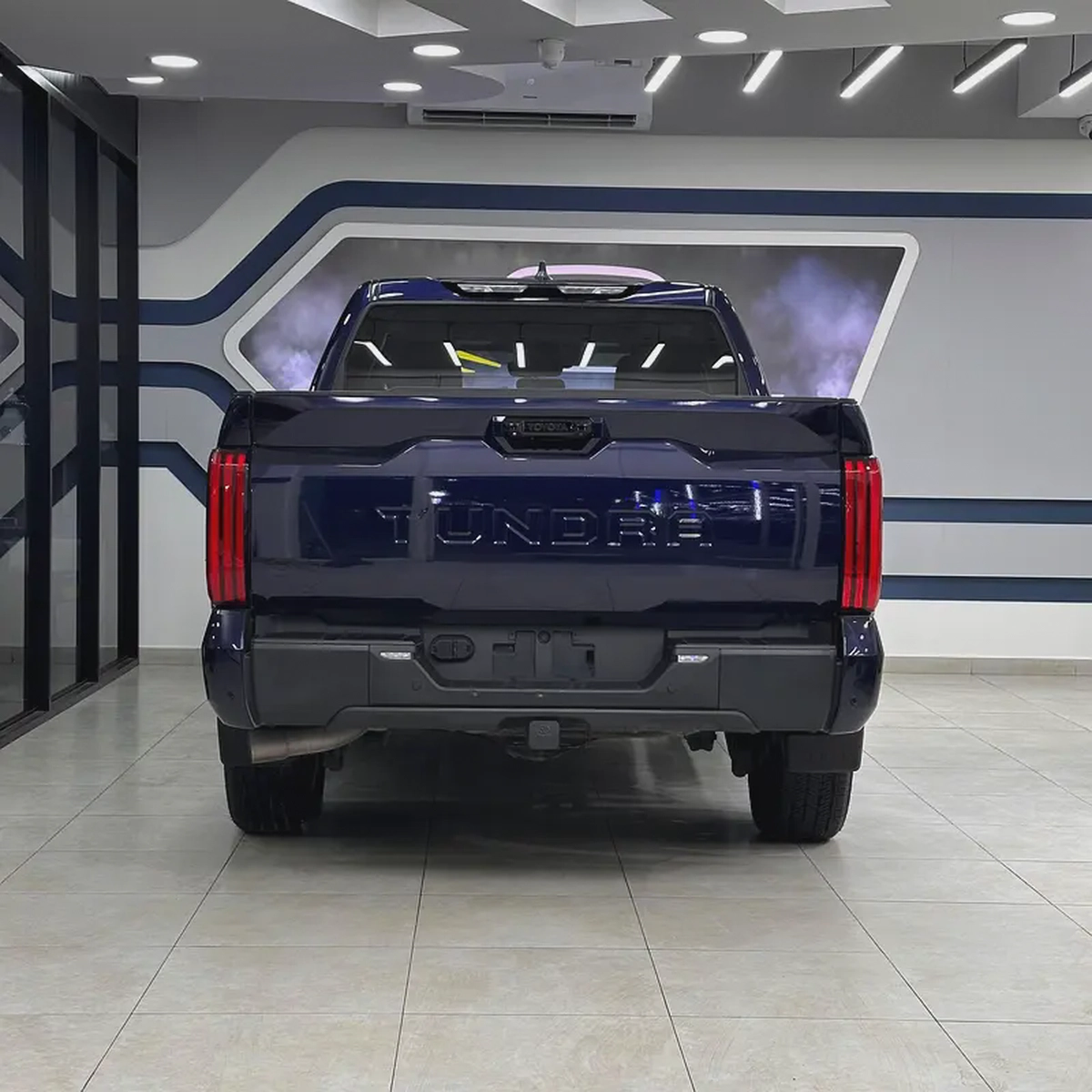 2024 Toyota Tundra Limited-4-4