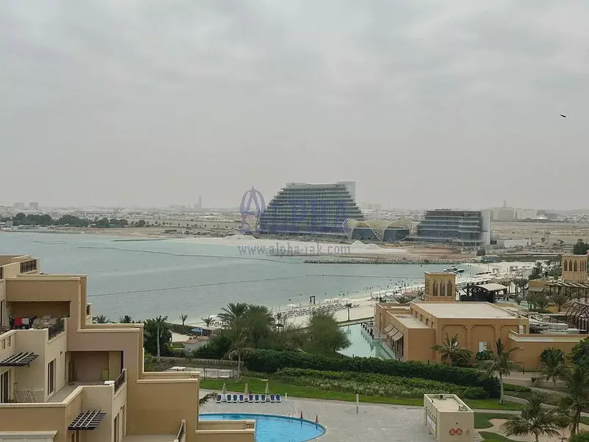 SPACIOUS 2BR | PARTIAL BEACH VIEW |HUGE BALCONY