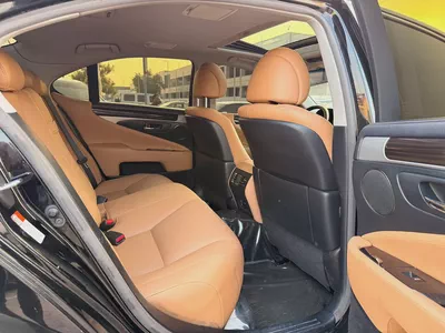 2016 Lexus LS 460 Ultra Luxury - American Specs - Excellent Condition-10