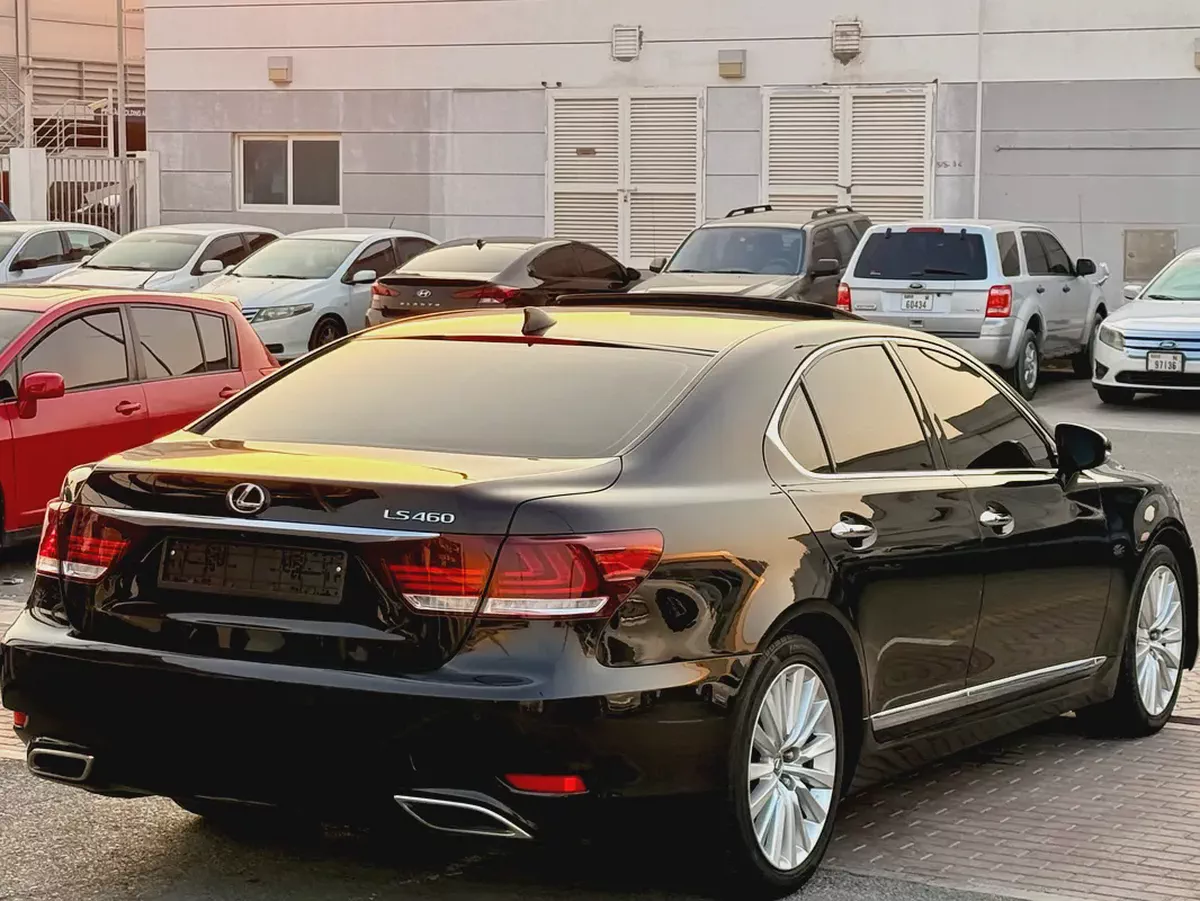 2016 Lexus LS 460 Ultra Luxury - American Specs - Excellent Condition-4-4