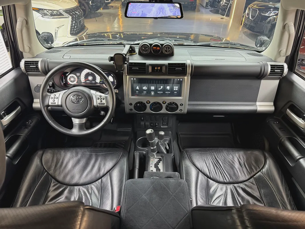 Toyota FJ Cruiser TRD 2022 GCC Spec-12-12