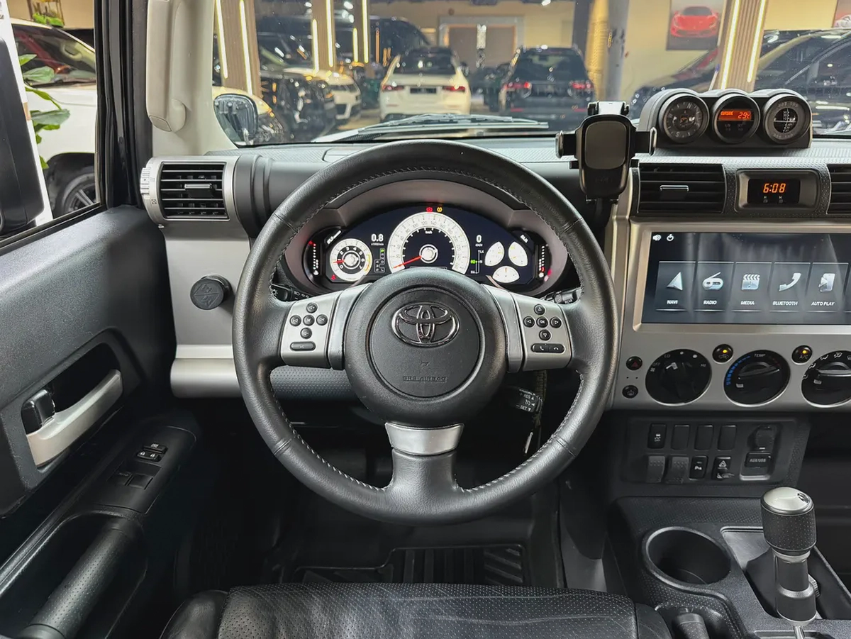 Toyota FJ Cruiser TRD 2022 GCC Spec-7-7