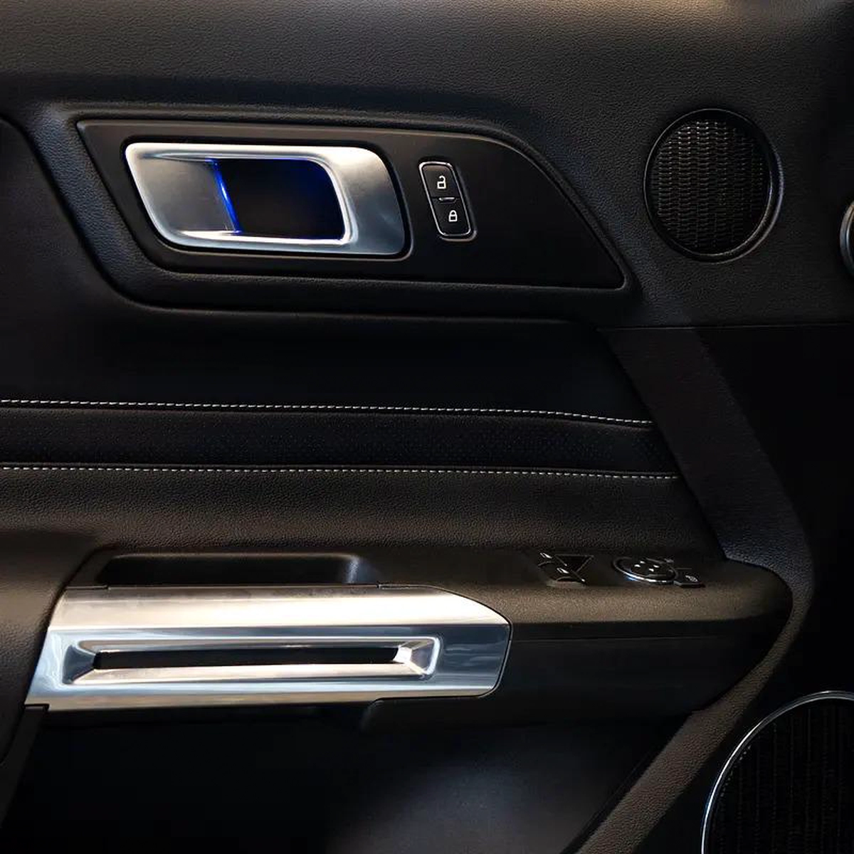 AED 3,832 pm • 0% Downpayment • Mustang Mach 1 • Agency Warranty-15-15