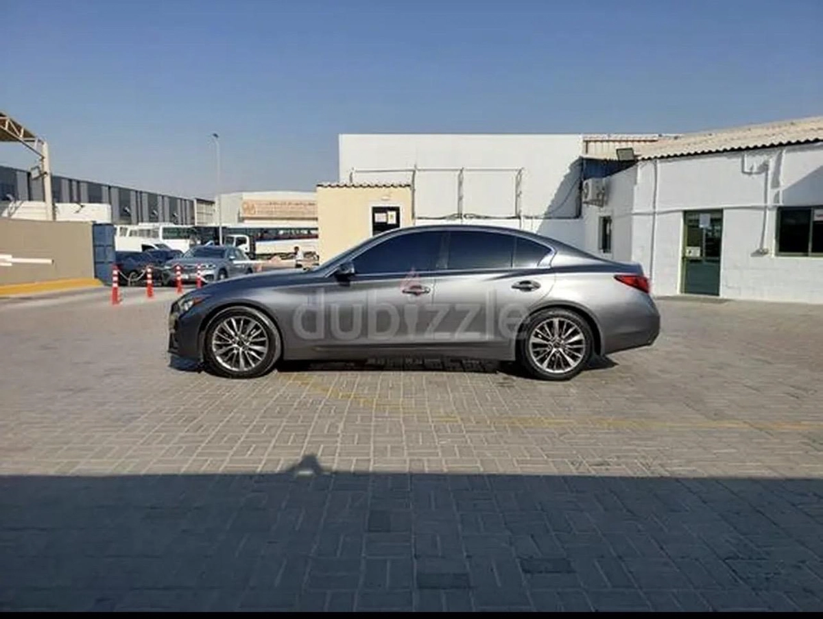 Infiniti Q50 Sedan-3-3