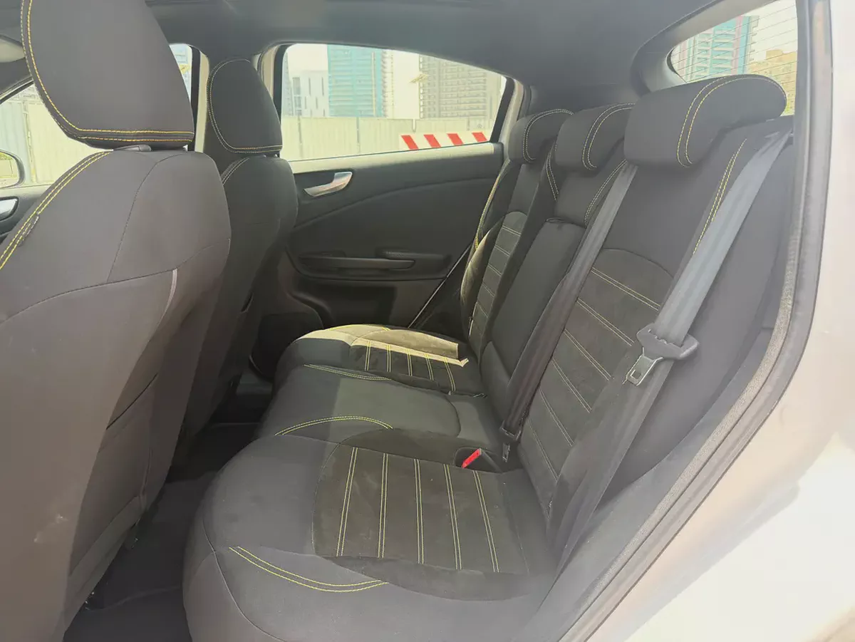 2021 Alfa Romeo Giulietta | GCC Specs | Pristine Condition-12-12