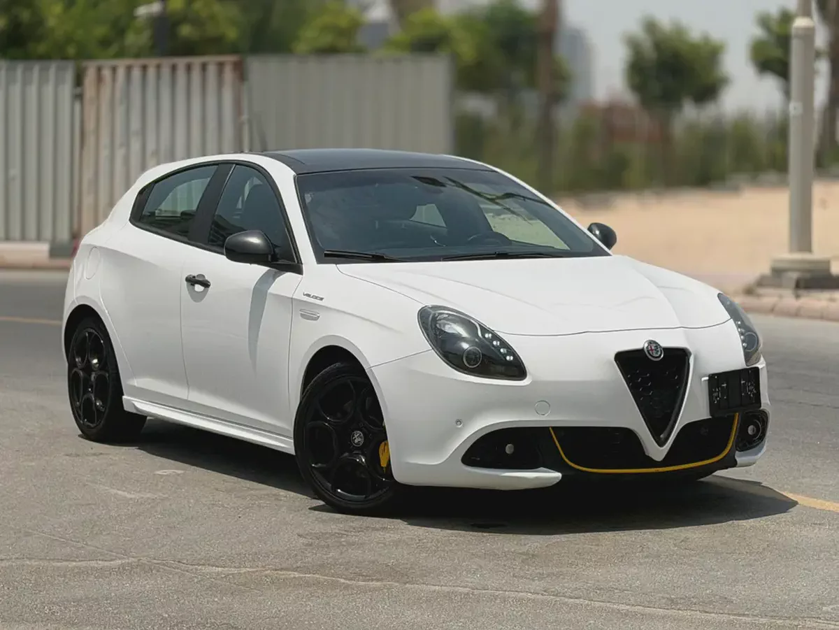 2021 Alfa Romeo Giulietta | GCC Specs | Pristine Condition-2-2