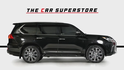 Lexus LX570-GCC-1 Owner-7 Seats-Al Futtaim Full Service History-Pearl Black Exterior Color-8