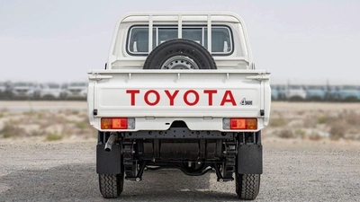 Toyota Land Cruiser Pick Up Toyota Land Cruiser Pick-up DC 4.2L Diesel  MT 2024-4