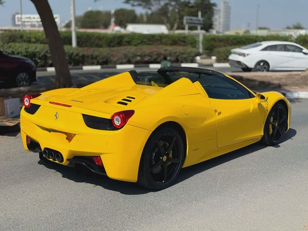 **2013**GCC SPEC NEAT AND CLEAN