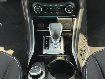 2017 Infiniti Q30 Premium | GCC Specs-9