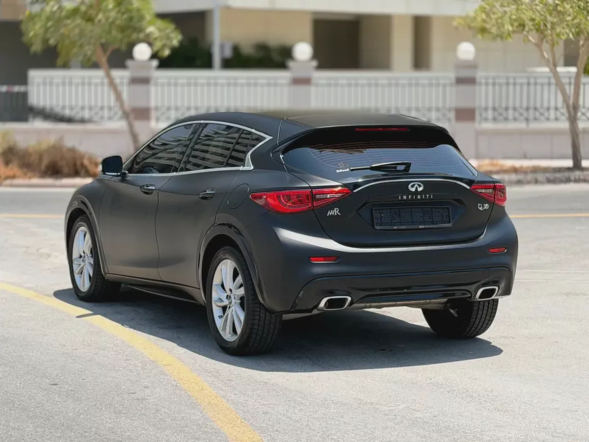 2017 Infiniti Q30 Premium | GCC Specs-13-13