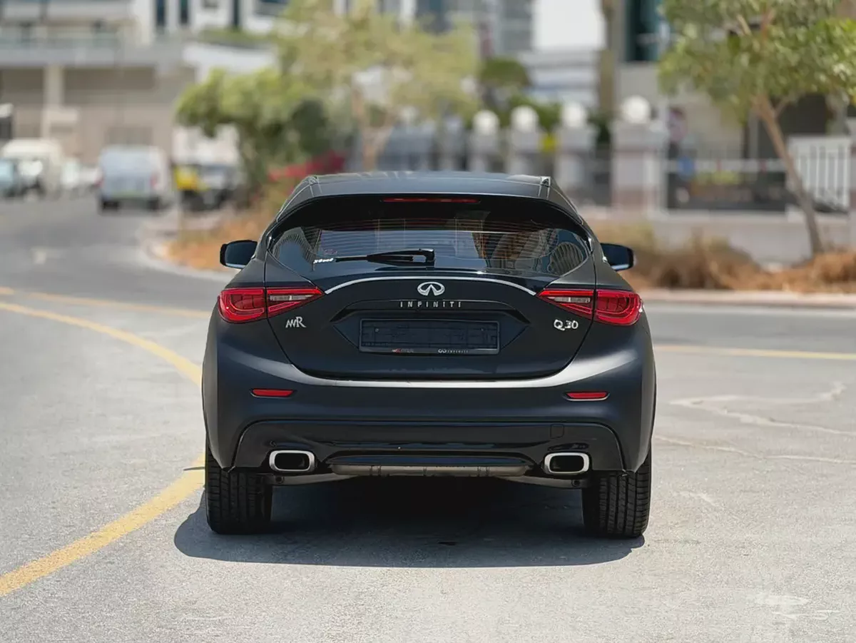 2017 Infiniti Q30 Premium | GCC Specs-14-14