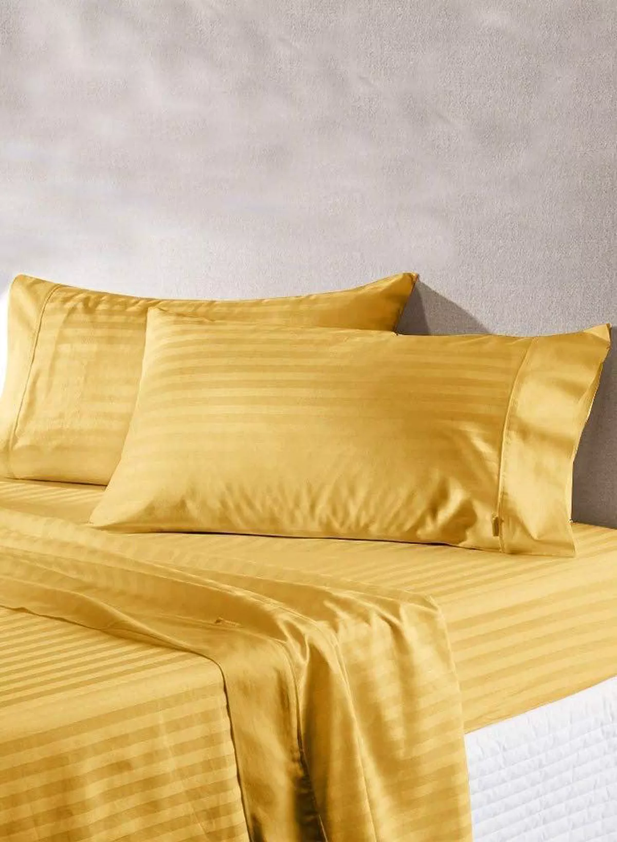 Pack of 2 Premium Down Alternative Filled Bed Pillows, Featuring Breathable Cover, Microfiber Filling and Plush Bounce-Back Design, Hypoallergenic and Luxurious Hotel Quality Pillow Set, Available in Elegant Color Options-3-3