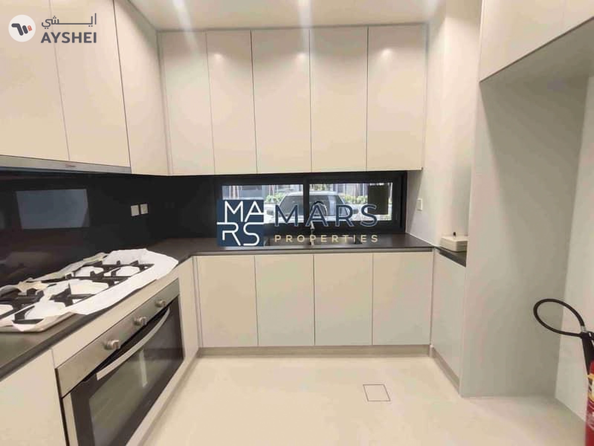 "Stunning 4-Bedroom Middle Unit Townhouse in Masaar – For rent-9-9