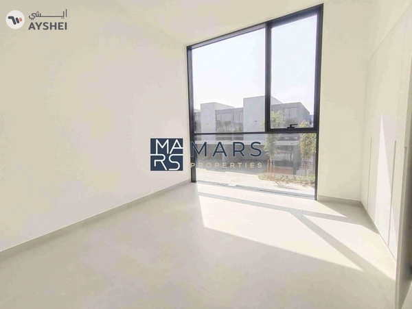 "Stunning 4-Bedroom Middle Unit Townhouse in Masaar – For rent