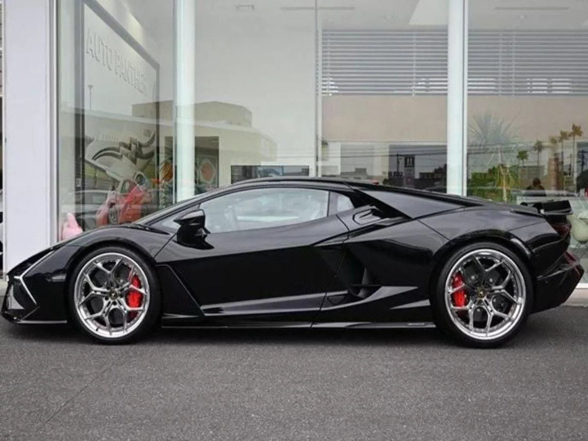 Lamborghini Revuelto SPORTIVA EXPORT PRICE