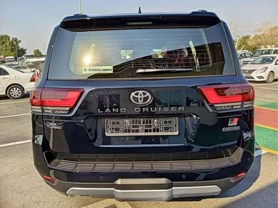 Toyota Land Cruiser GR SPORT Toyota Land Cruiser GR Sporrts Edition-4