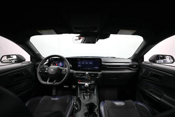 Mustang | Dark Horse | V8 5.0L | Low KMs | Under Warranty Till 2027