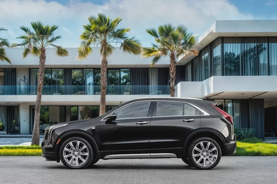 2,233 P.M |  XT4 Luxury | 0% Downpayment | ONE OWNER | CADILLAC WARRANTY 2028-1