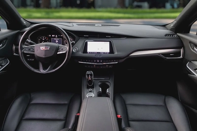 2,233 P.M |  XT4 Luxury | 0% Downpayment | ONE OWNER | CADILLAC WARRANTY 2028-7