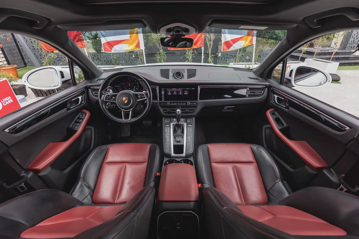Porsche Macan 2021-6-6
