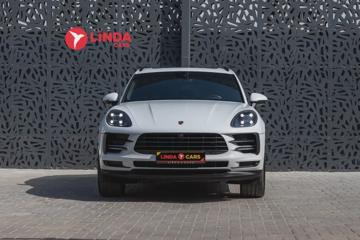 Porsche Macan 2021-13-13