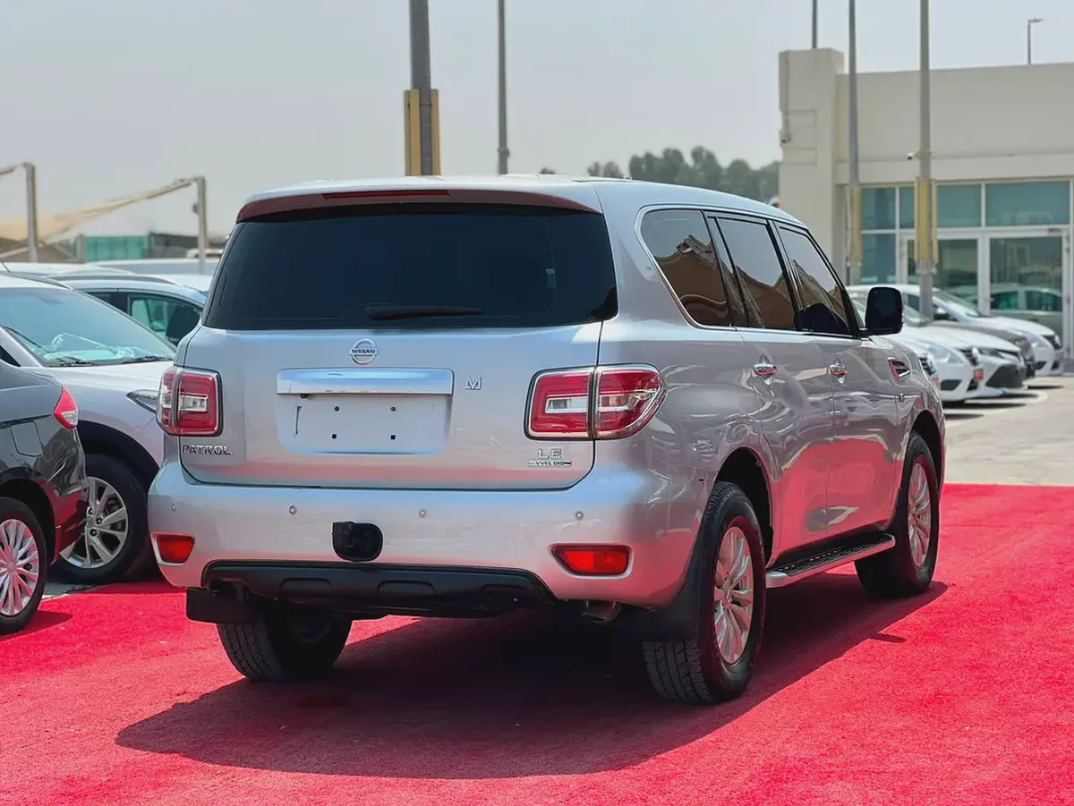2016 Nissan Patrol LE V8 5.6L | GCC | 4WD | Orginal Paint | Rear Camera, Parking Sensors | Re#1128-5-5