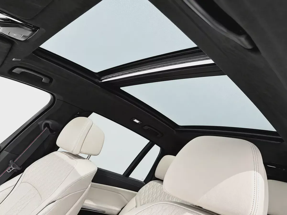 2024 BMW X7 xDrive40i M-Kit | 0% Downpayment | BMW WARRANTY!-11-11