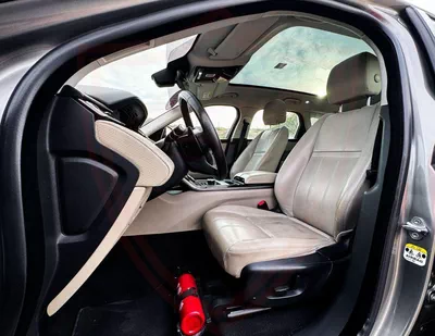 Land Rover Range Rover Velar S Range Rover Velar | 2.0 L | 2019 | GCC | Accident-Free | In Excellent Condition | 1380 P-9
