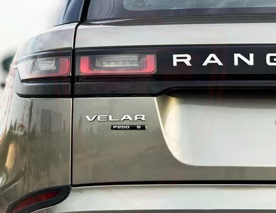 Land Rover Range Rover Velar S Range Rover Velar | 2.0 L | 2019 | GCC | Accident-Free | In Excellent Condition | 1380 P-7