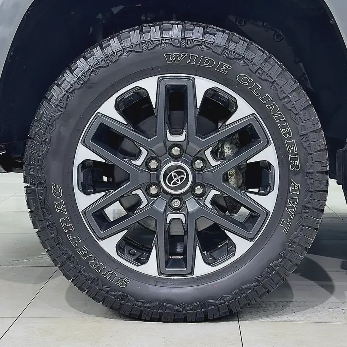 2023 Toyota Tundra Limited-14-14